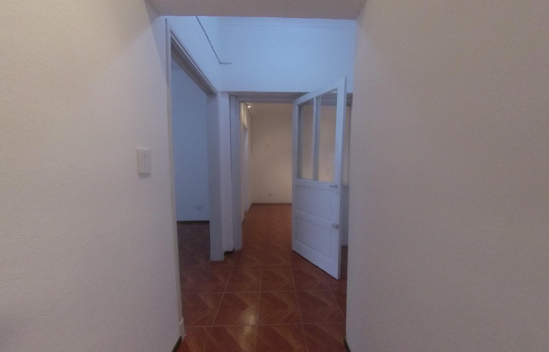 VENTA OPORTUNIDAD DEPARTAMENTO EN CENTRO DE HURLINGHAM — foto 3