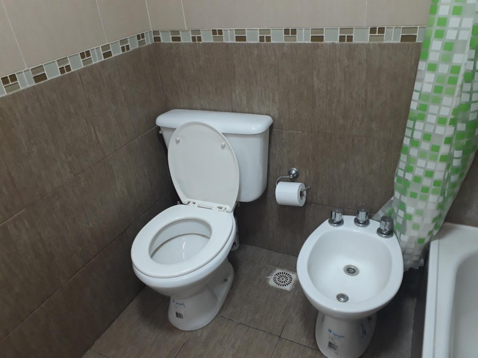 DUPLEX EN VENTA 3 AMBIENTES CON GARAGE Y FONDO LIBRE — foto 11