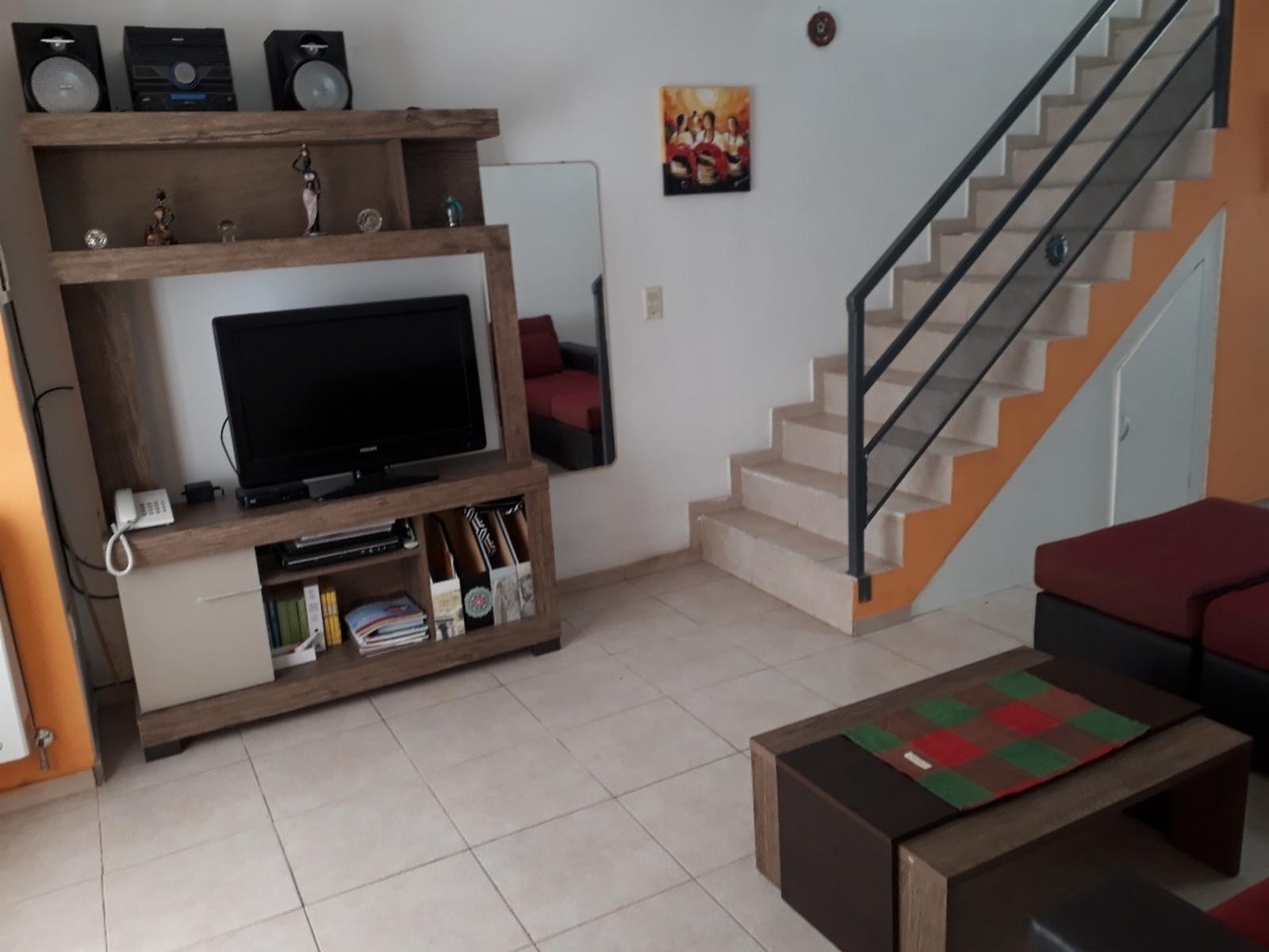DUPLEX EN VENTA 3 AMBIENTES CON GARAGE Y FONDO LIBRE — foto 13
