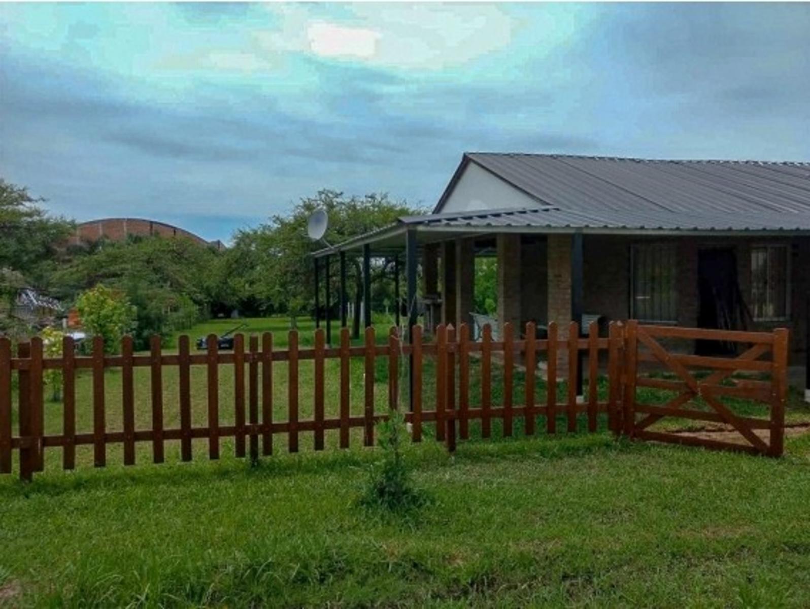 Casa en San José - Colón E. Ríos