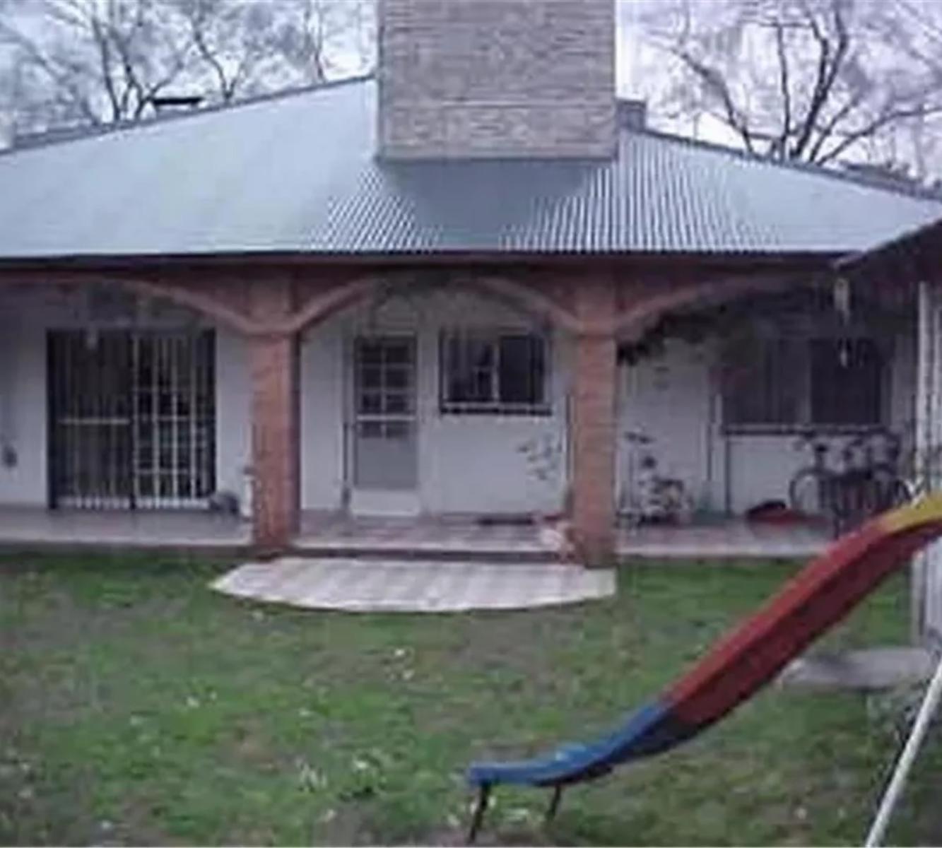 CHALET 5 AMBIENTES CON PISCINA — foto 8