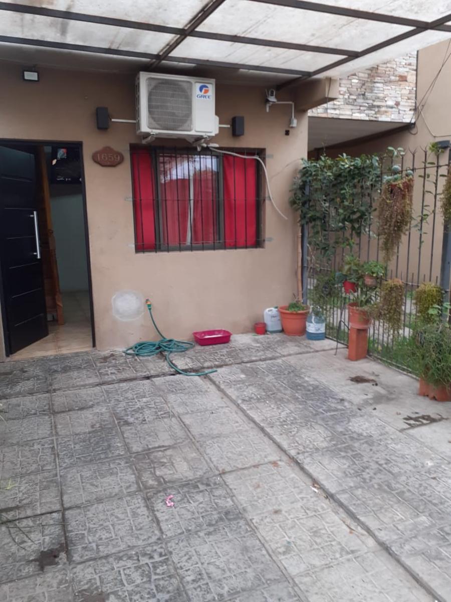 DUPLEX 3 AMBIENTES C/ COCHERA