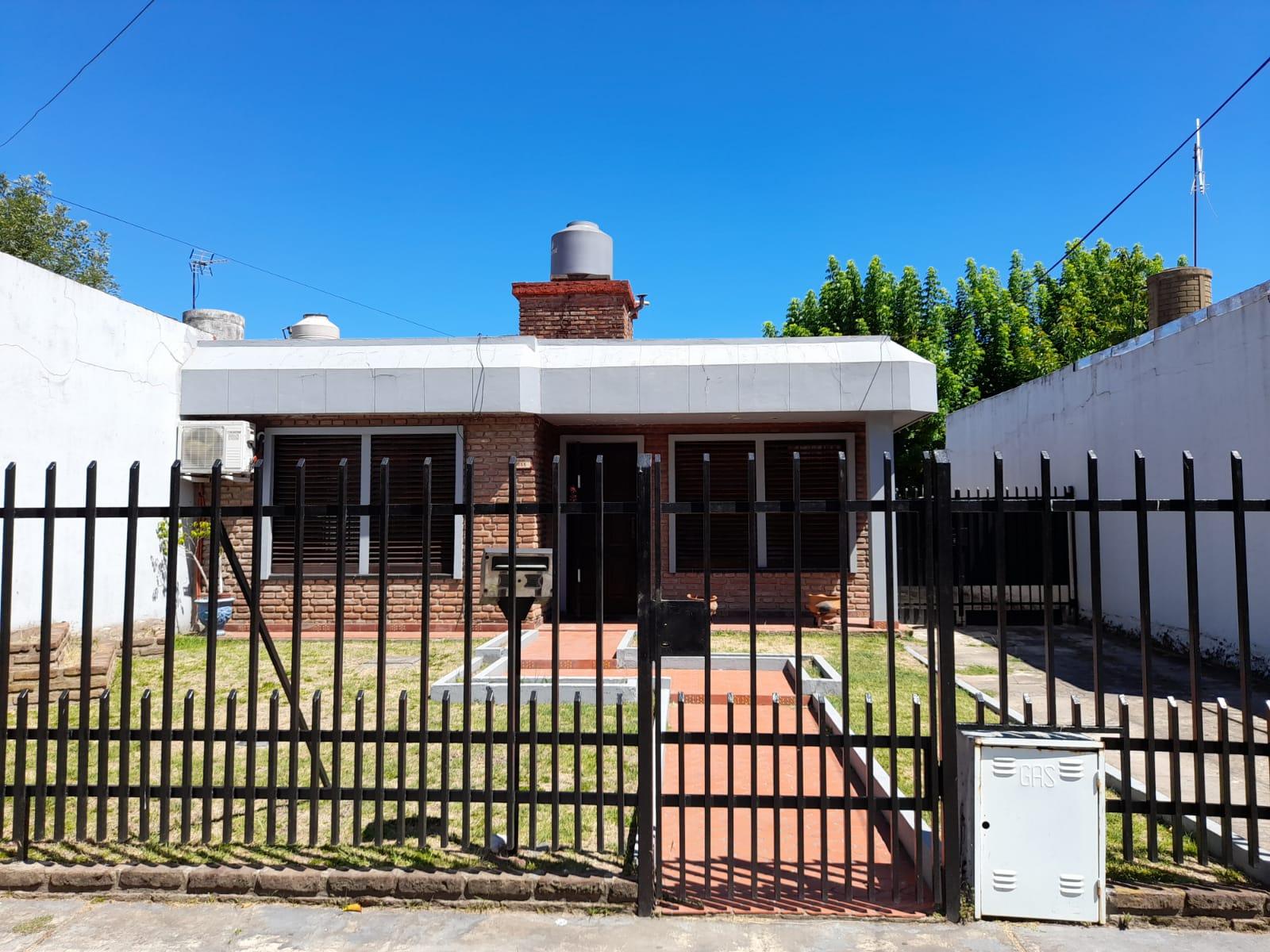 ECXELENTE CASA 3 AMBIENTES