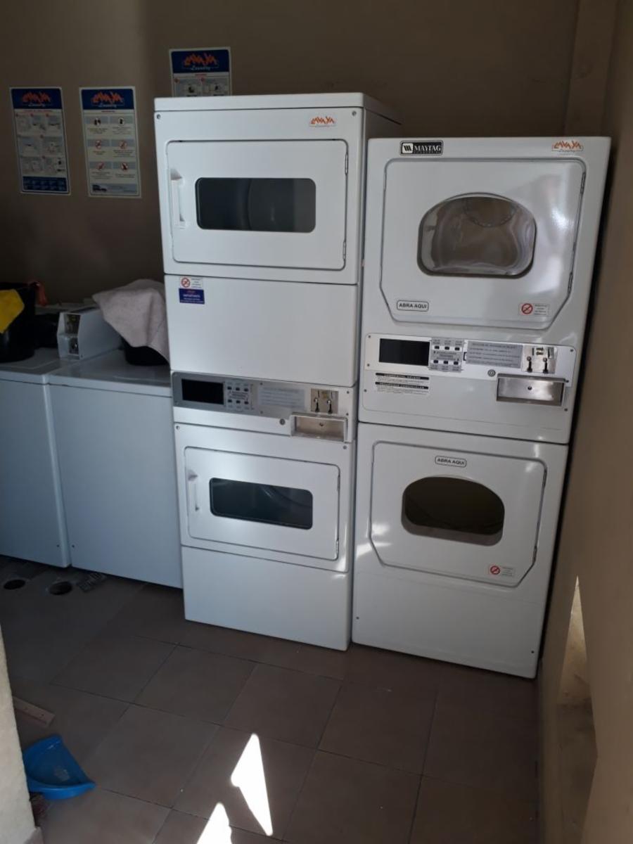 Monoambiente Corrientes al 6400 con cochera piso 9 vista a parque Pileta SUMA Laundry - 1