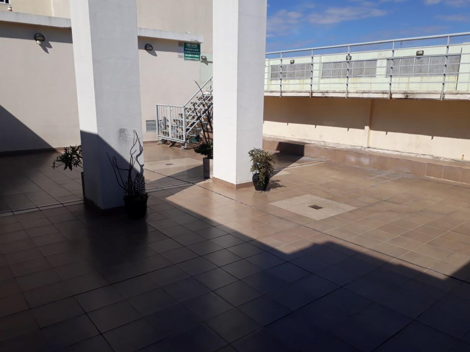 Monoambiente Corrientes al 6400 con cochera piso 9 vista a parque Pileta SUMA Laundry - 2