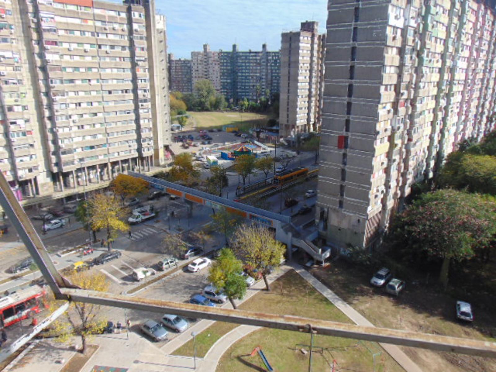 3 amb Piso 11 Edificio 33 Descalzi y Soldado de la Frontera — foto 10