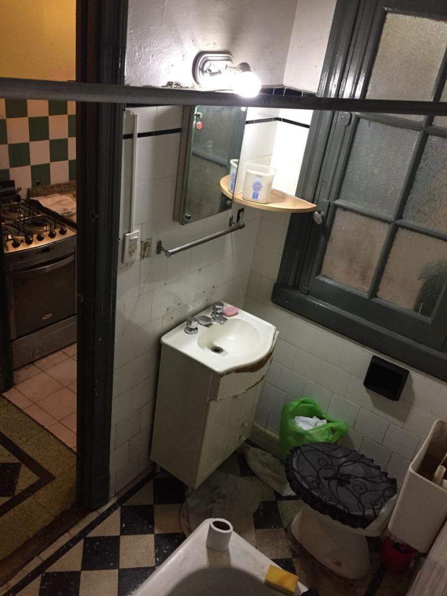 Av Boedo 300 Local con vivienda — foto 9