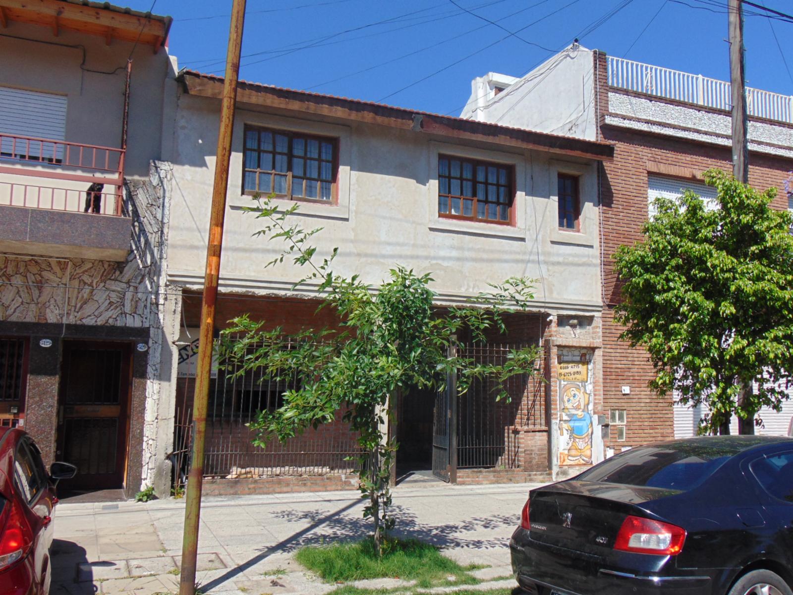 Casa Sobre Lote Propio 7,79 X 18,74 Salon de Fiestas