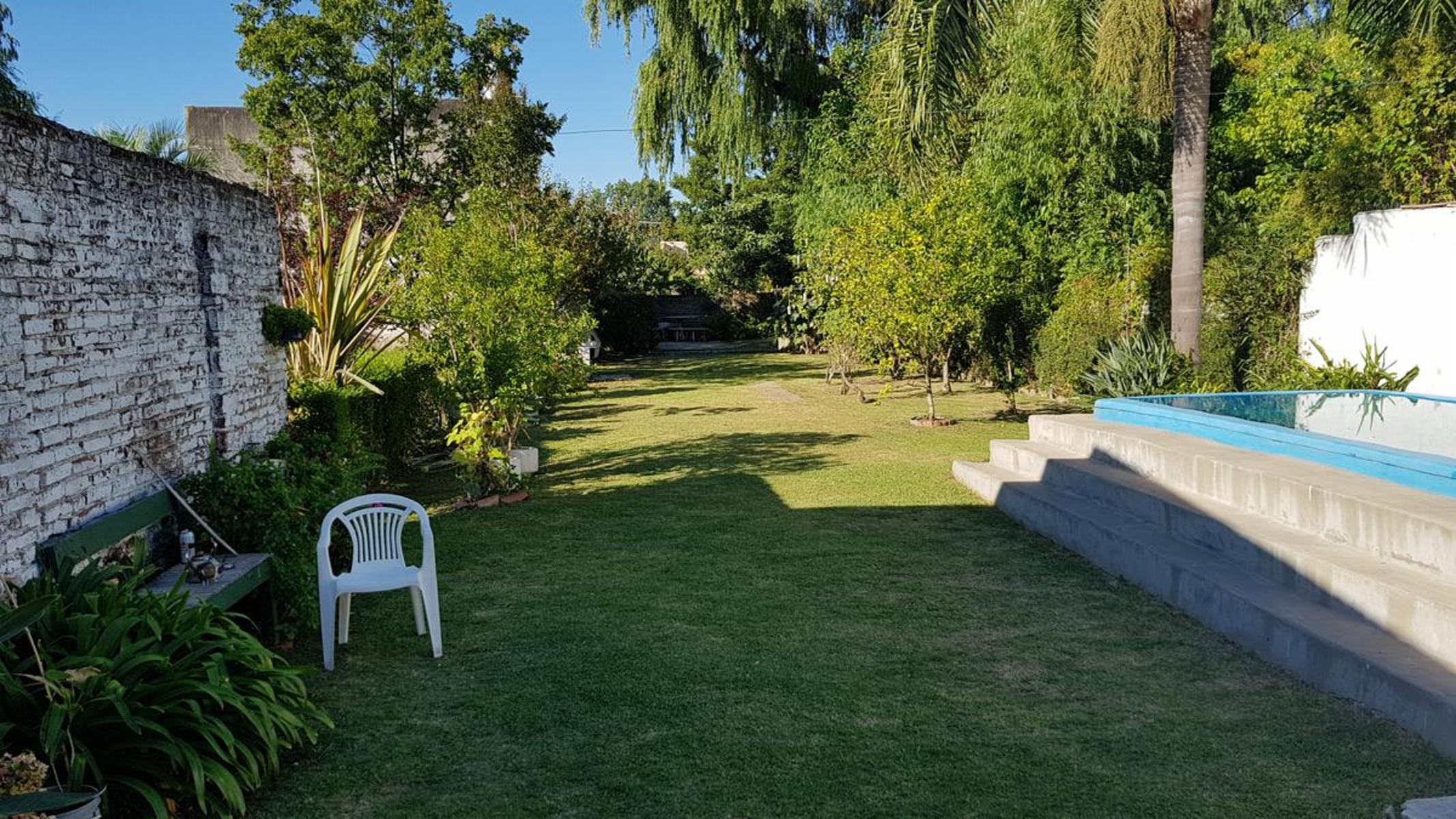GRAN OPORTUNIDAD 2 PROPIEDADES SOBRE AMPLIO LOTE ZONA RINCON DE MILBERG