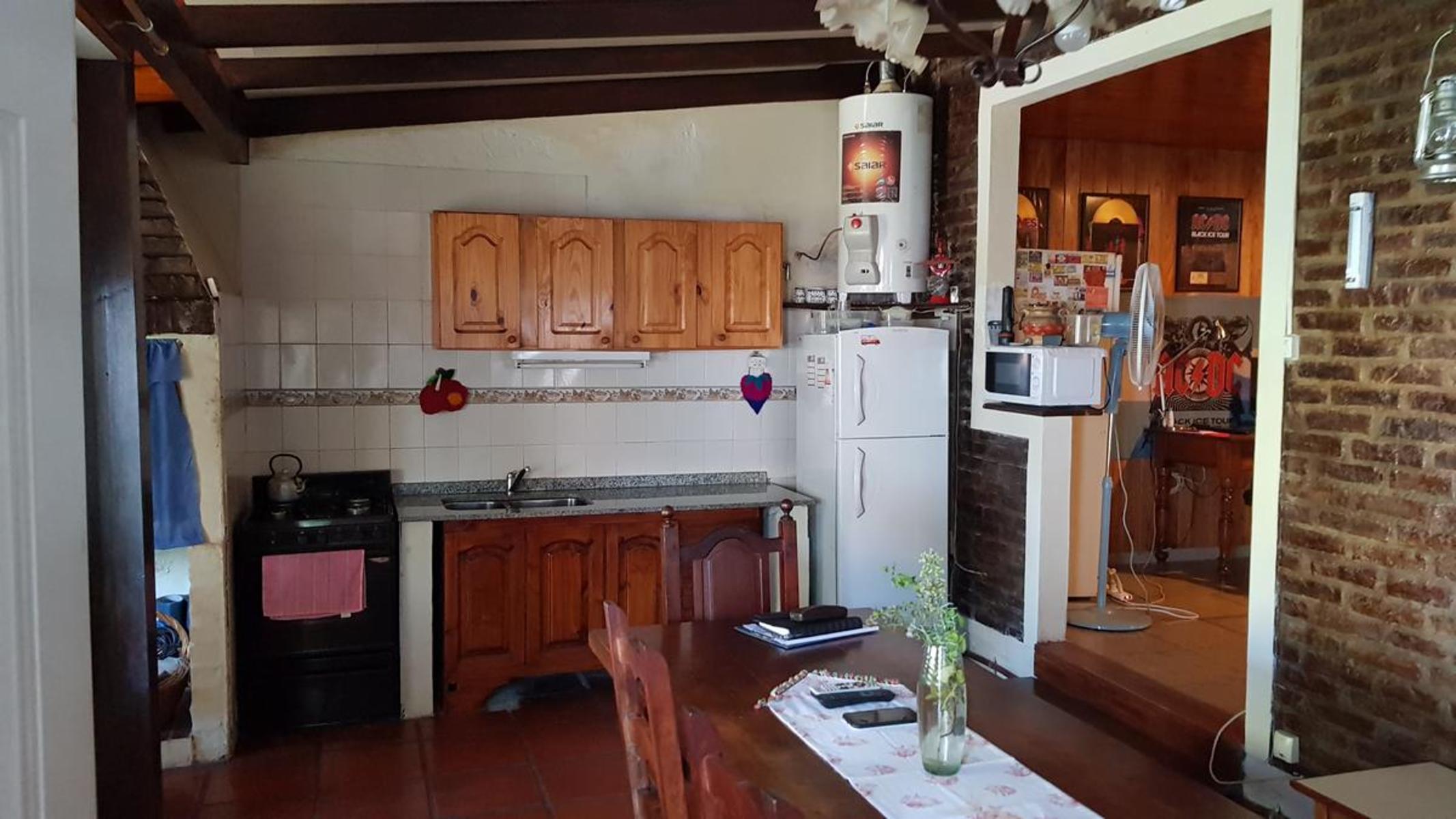 GRAN OPORTUNIDAD 2 PROPIEDADES SOBRE AMPLIO LOTE ZONA RINCON DE MILBERG — foto 2