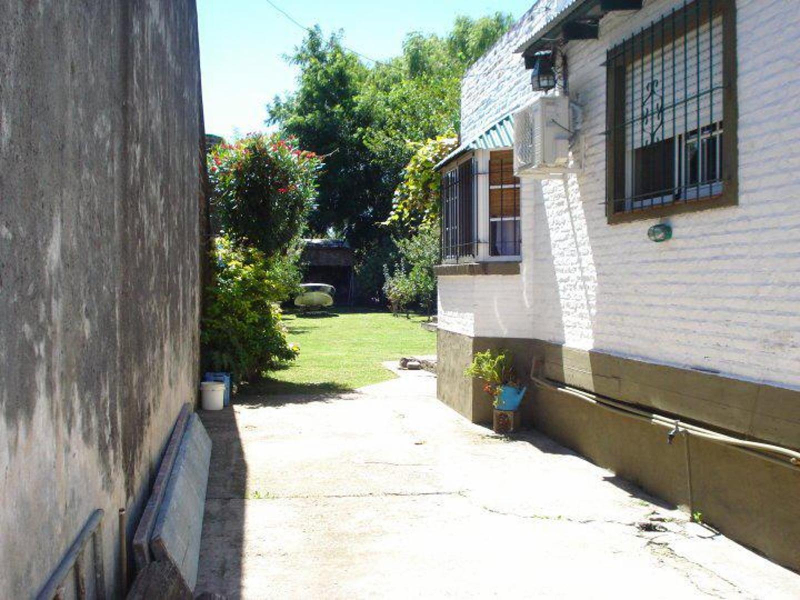 GRAN OPORTUNIDAD 2 PROPIEDADES SOBRE AMPLIO LOTE ZONA RINCON DE MILBERG — foto 13