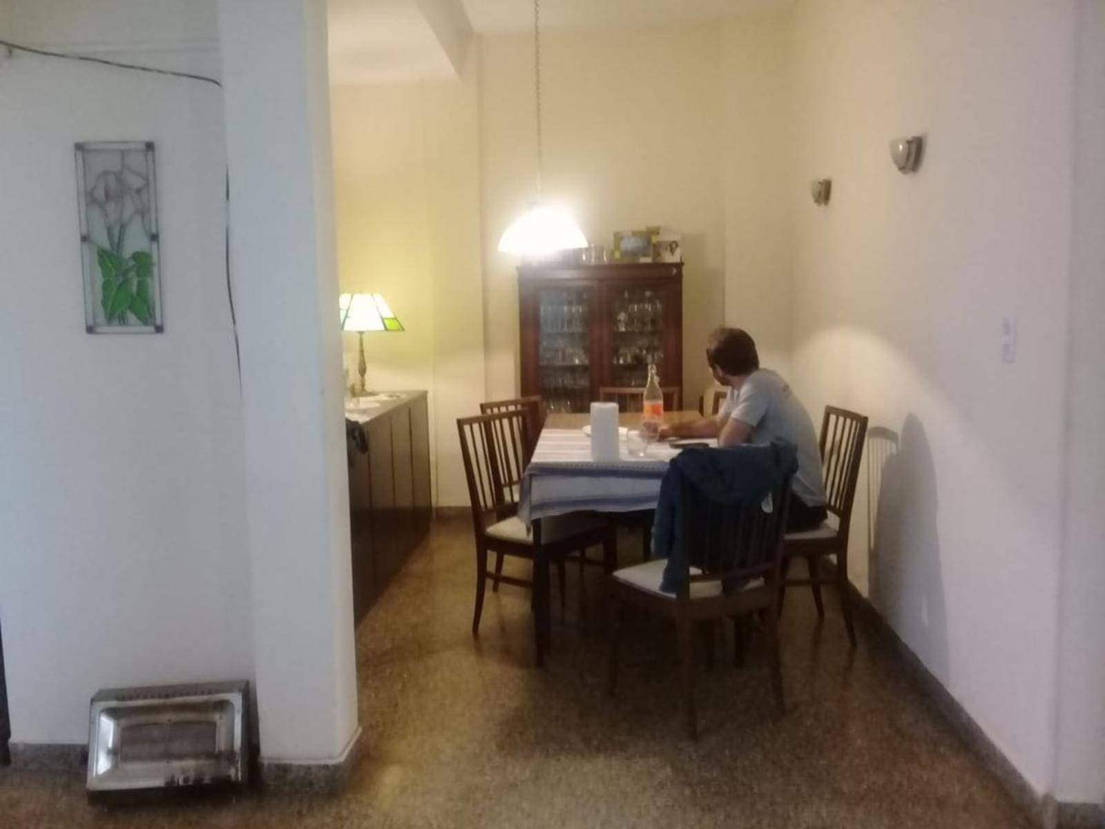 Amplia propiedad de 375 m2 zona San isidro a metros de Avenida Rolon Excelente ubicación — foto 6