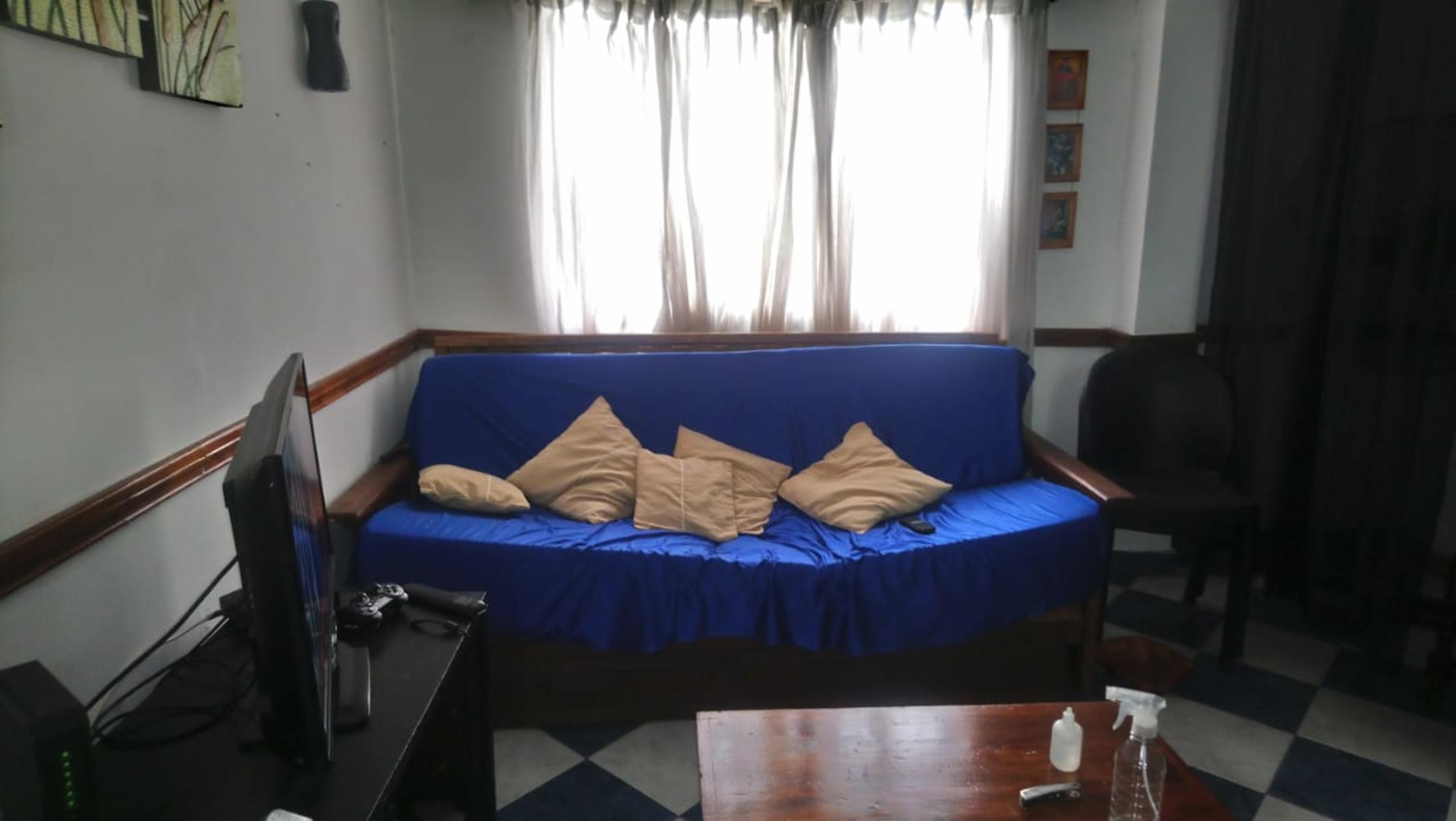 Departamento 4 ambientes en Barrio mil Viviendas 403