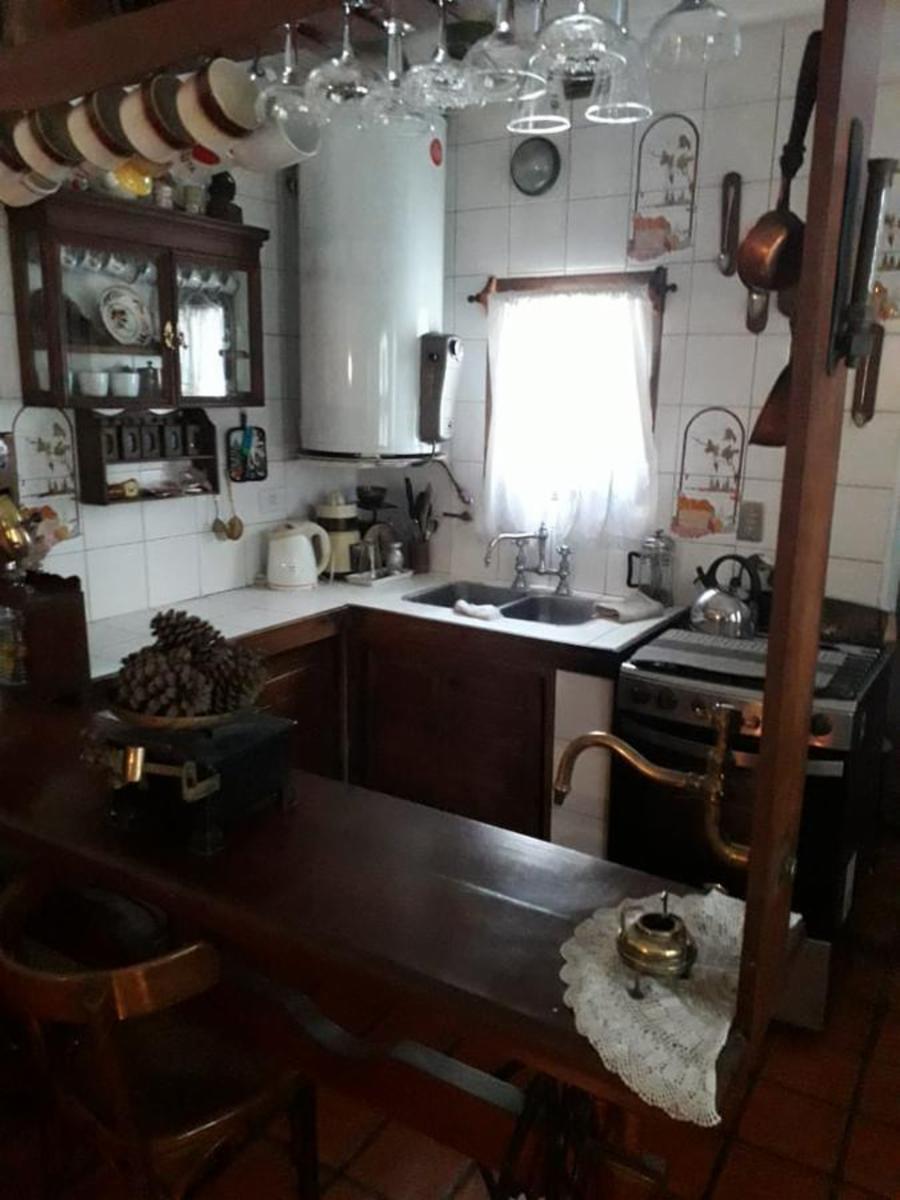 PH planta alta al frente primer piso por escalera sobre Av. Hipólito Yrigoyen — foto 7