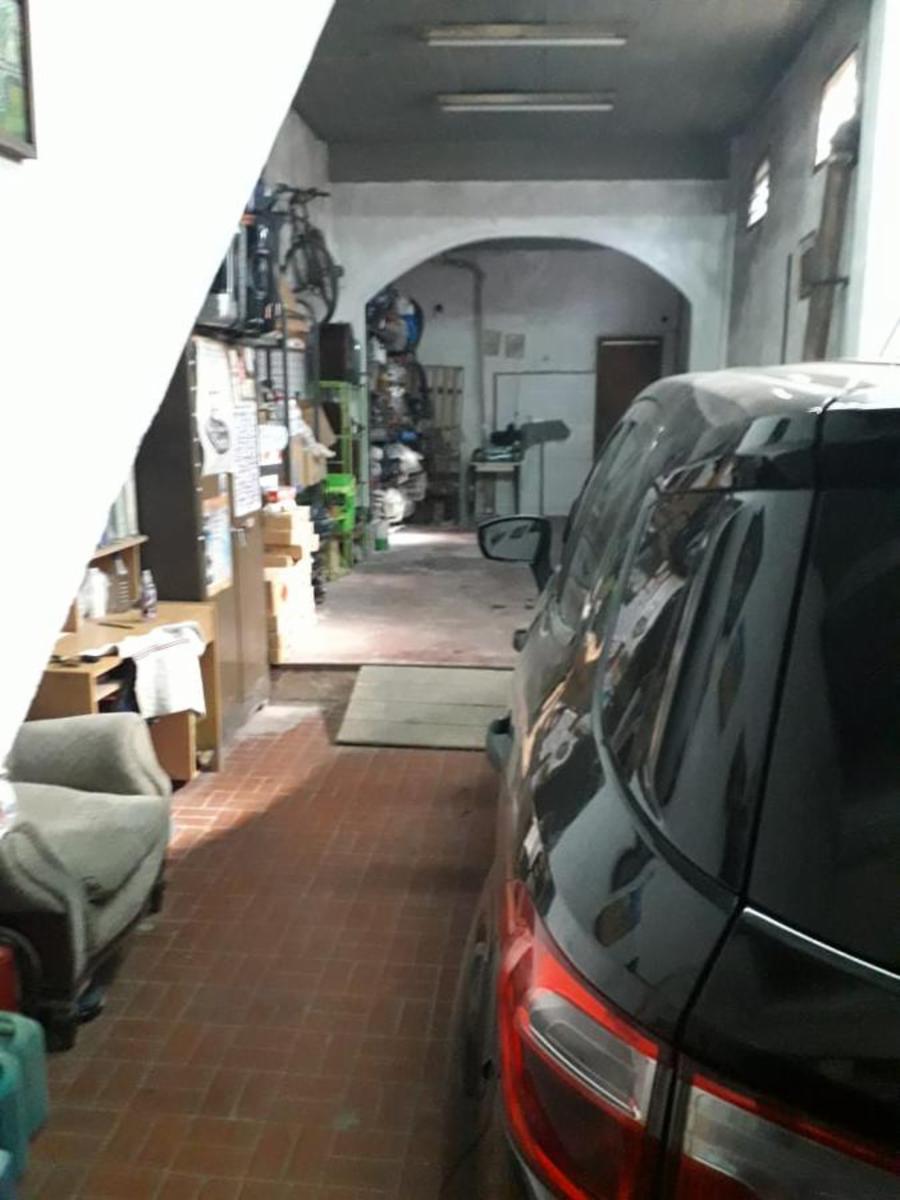 PH planta alta al frente primer piso por escalera sobre Av. Hipólito Yrigoyen — foto 10