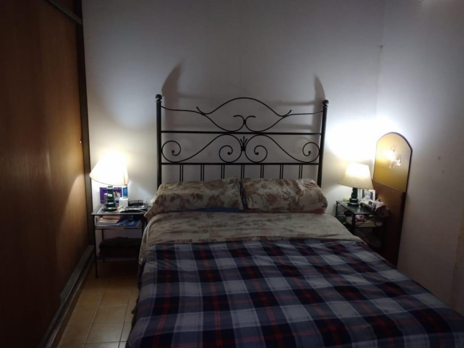 DESCRIPCIÓN: PH AL FRENTE 3 AMBIENTES 2 DORMITORIOS AMPLIOS Y LUMINOSOS, COCINA COMEDOR, BAÑO COMPLETO, EN PLANTA ALTA PEQUEÑO DEPARTAMENTO 2 AMBIENTES — foto 3