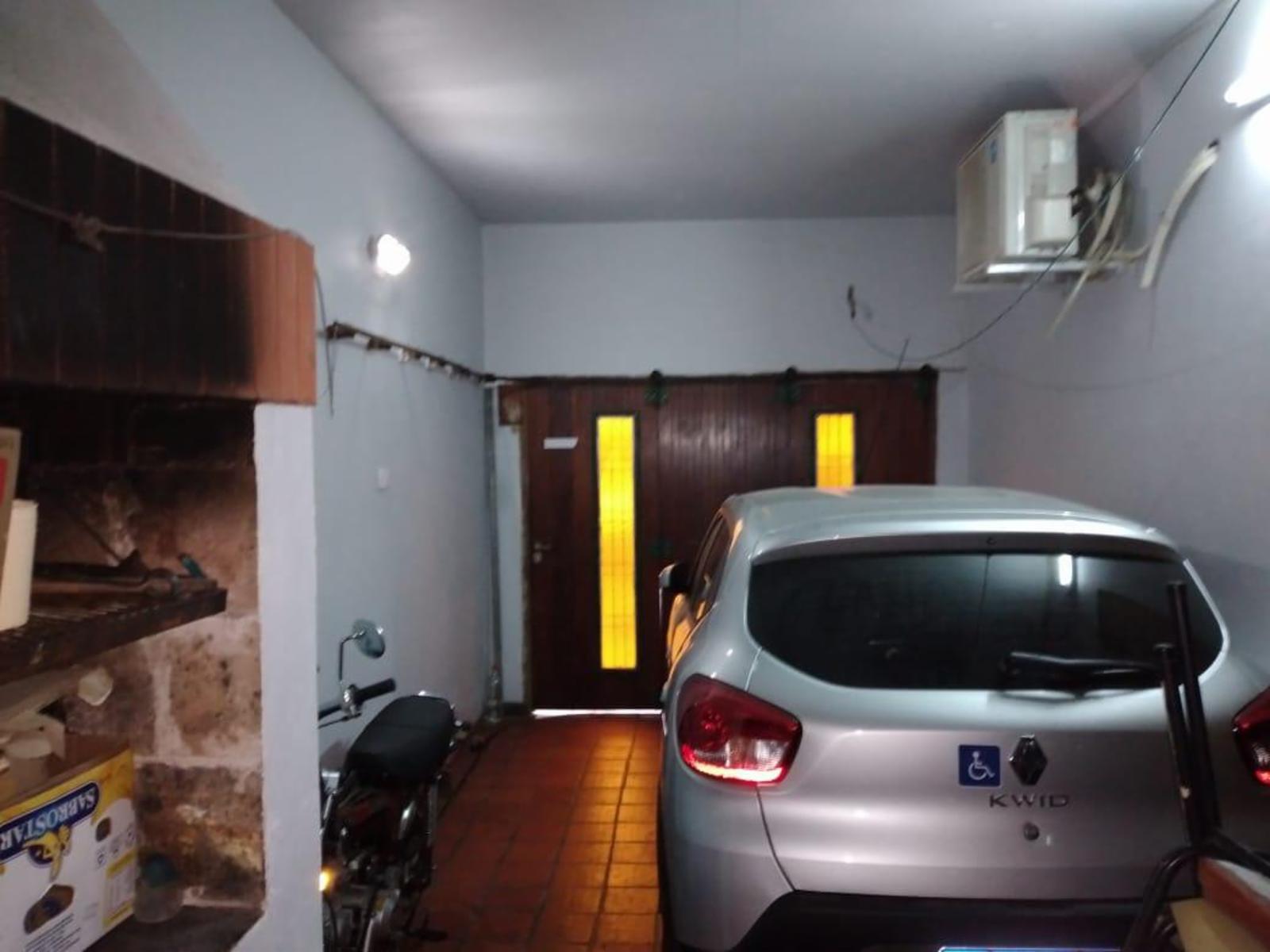 DESCRIPCIÓN: PH AL FRENTE 3 AMBIENTES 2 DORMITORIOS AMPLIOS Y LUMINOSOS, COCINA COMEDOR, BAÑO COMPLETO, EN PLANTA ALTA PEQUEÑO DEPARTAMENTO 2 AMBIENTES — foto 4