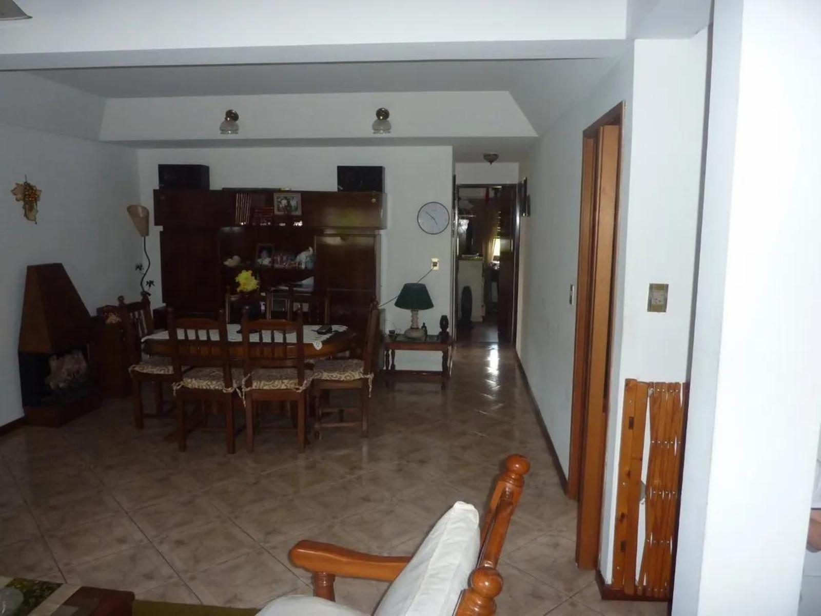 Venta de Casa 4 AMBIENTES, más PH, en Martínez, San Isidro. — foto 3