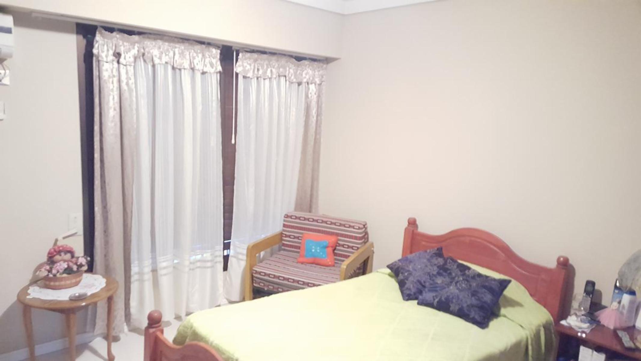 Casa 5 ambientes en General Pacheco — foto 2
