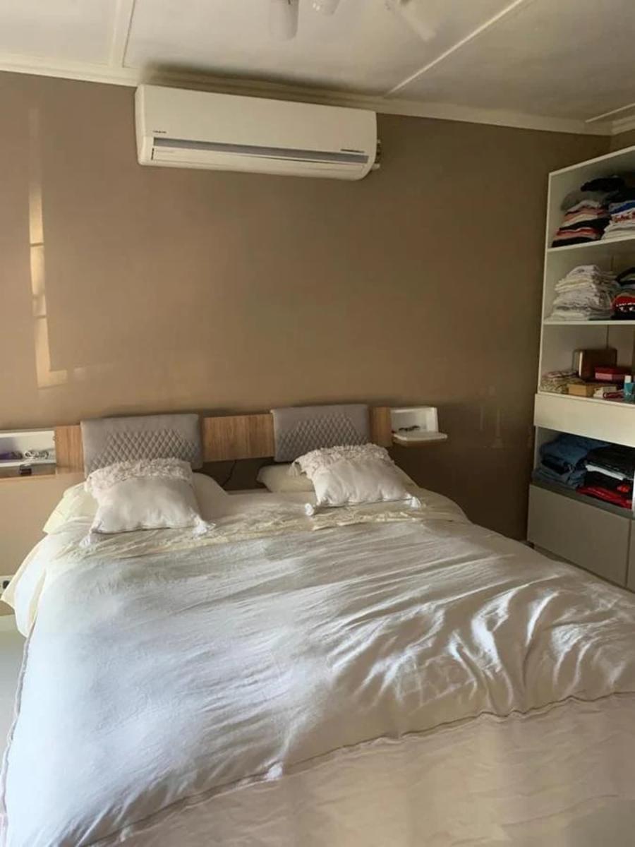 Casa de 4 ambientes en troncos del talar — foto 4