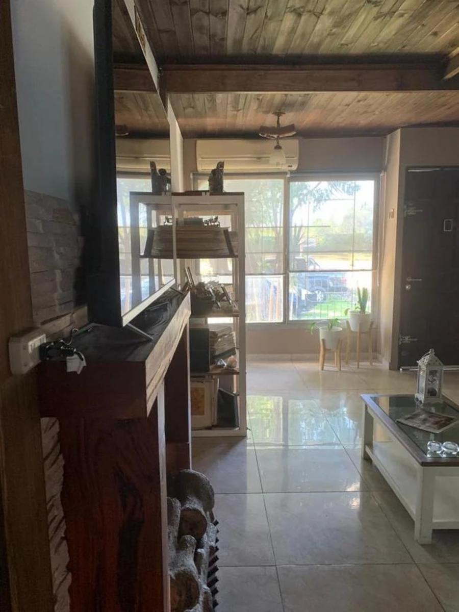 Casa de 4 ambientes en troncos del talar — foto 5
