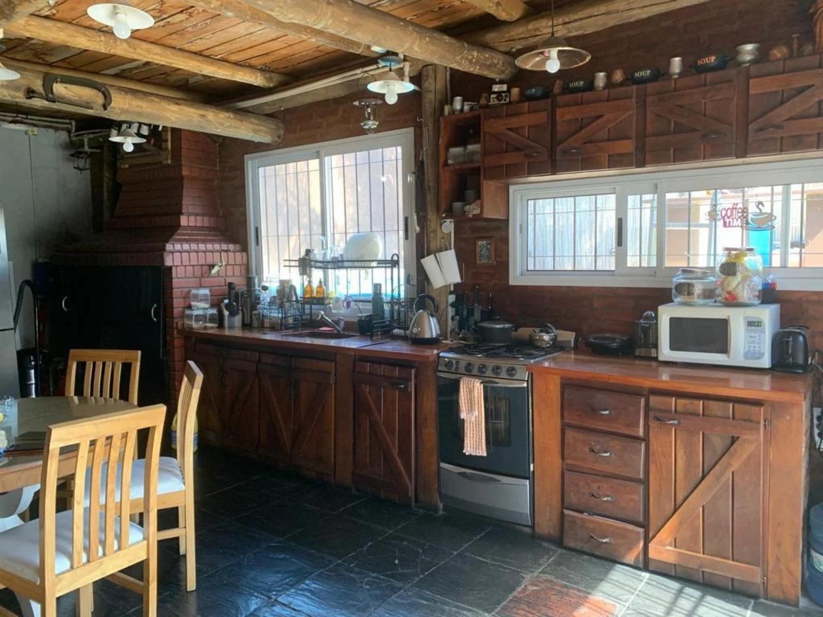 Casa de 4 ambientes en troncos del talar — foto 10