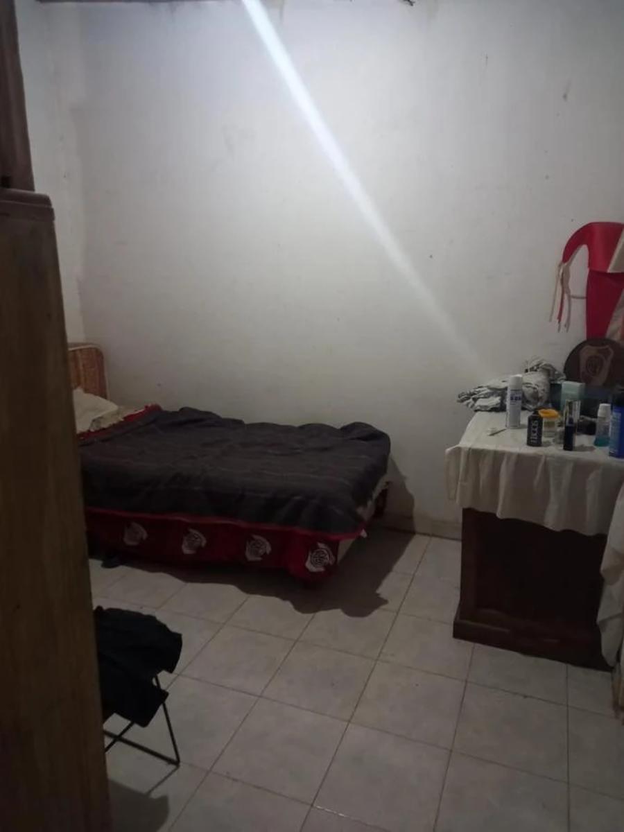 Casa de dos ambientes en venta