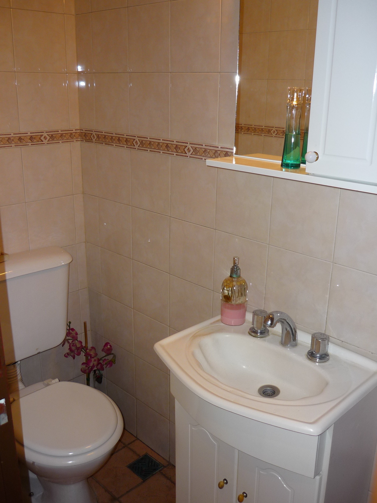 EXCELENTE Y BUEN ESTADO -CASA EN DUPLEX -SIN EXPENSAS -A 3 C/AS DE A.JB.JUSTO — foto 4