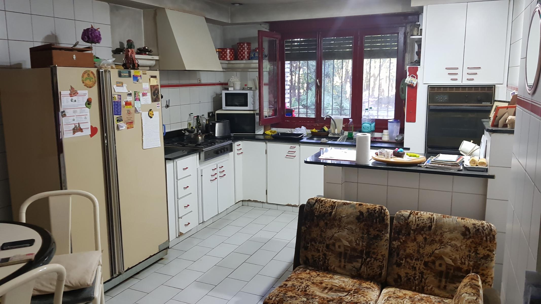 Casa a reciclar en amplio lote - Adrogué — foto 8