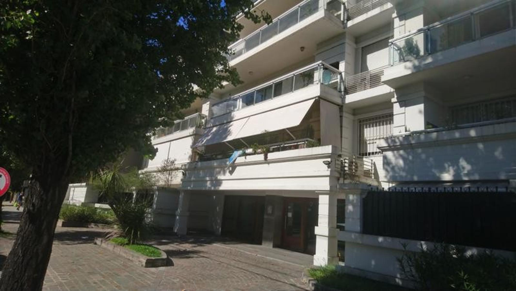 Departamento de gran categoría en venta - Lomas De Zamora — foto 2