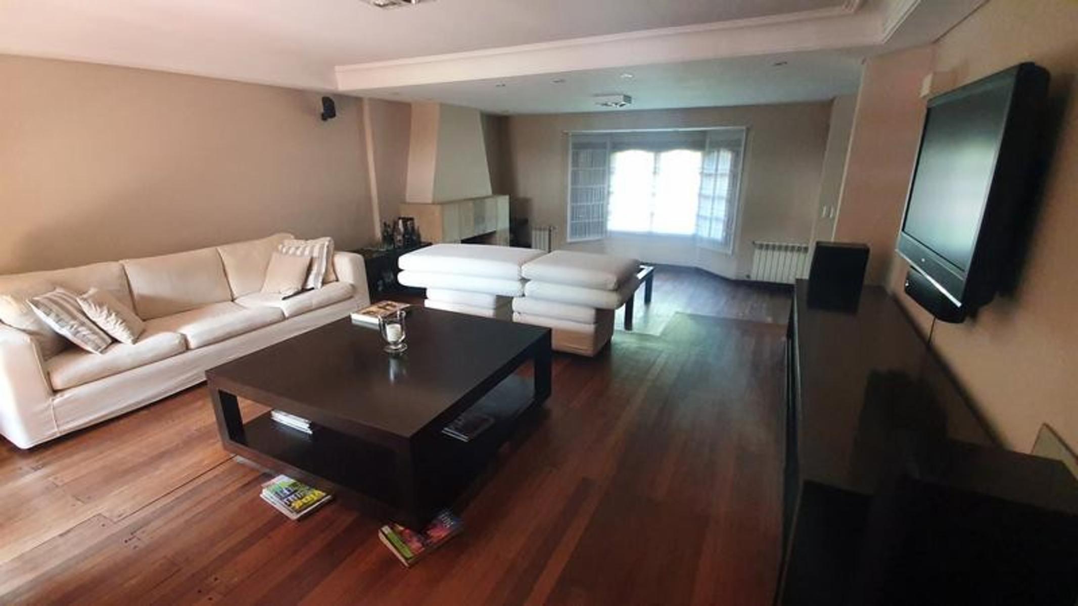 Casa - Adrogué sobre Rippamonti — foto 4