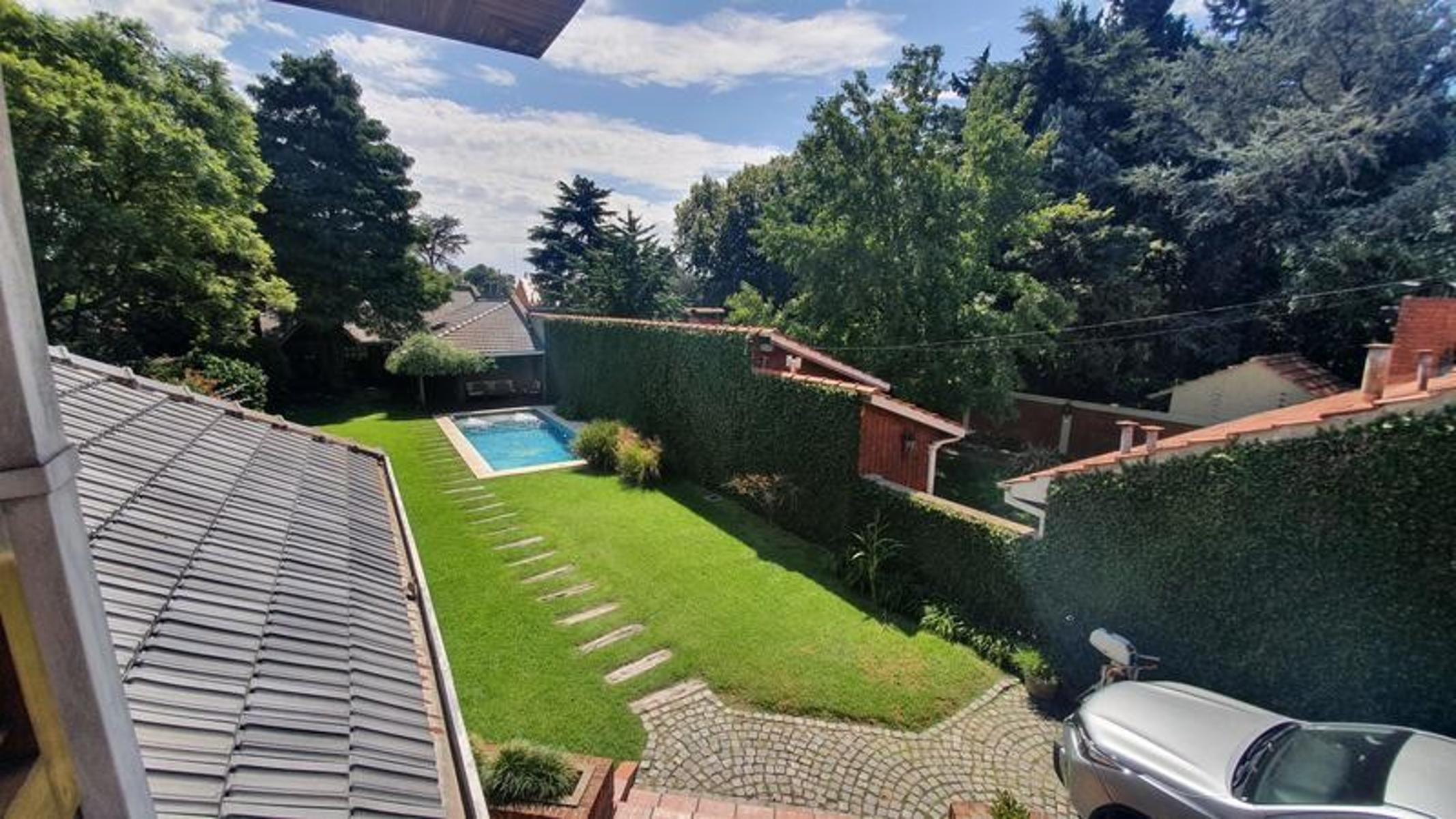 Casa - Adrogué sobre Rippamonti — foto 13