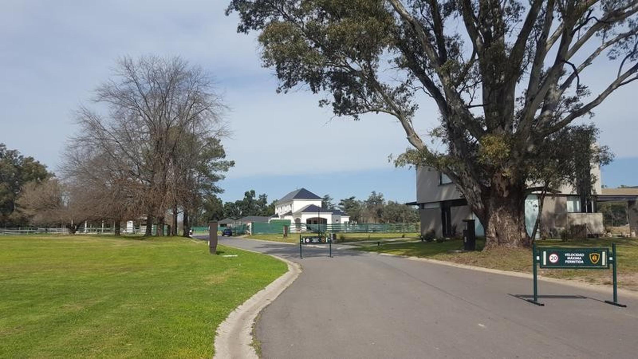 Lote Barrio Privado Lomas Golf Canning en Venta L38