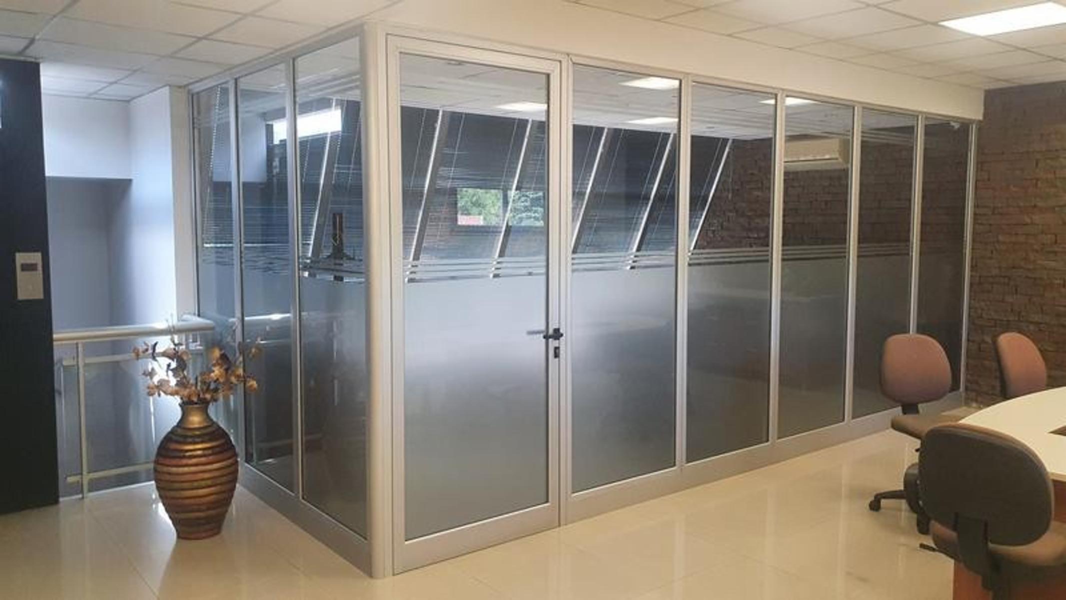 Oficina - Adrogué sobre Espora al 400 - 8