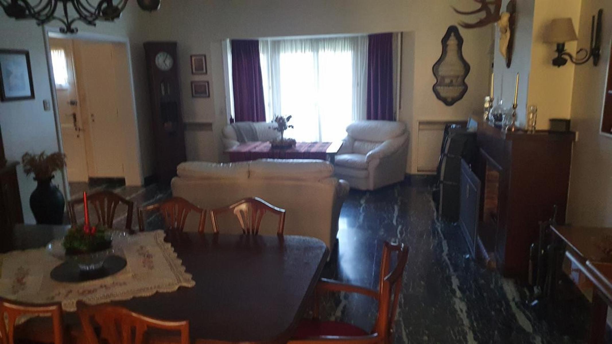 Casa - Adrogue sobre Avenida Espora — foto 7