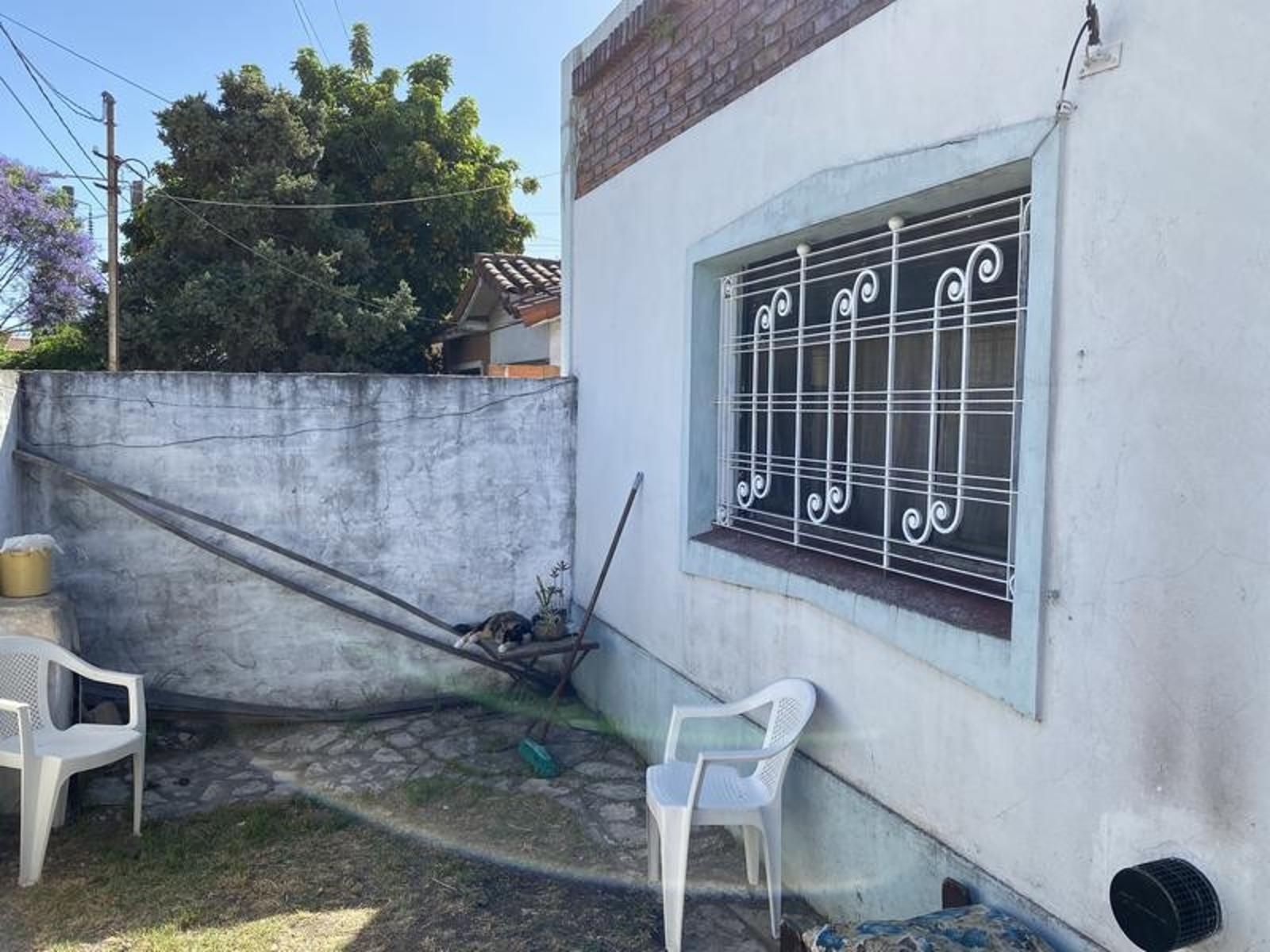 Casa - Adrogué sobre Molina al 500 — foto 2