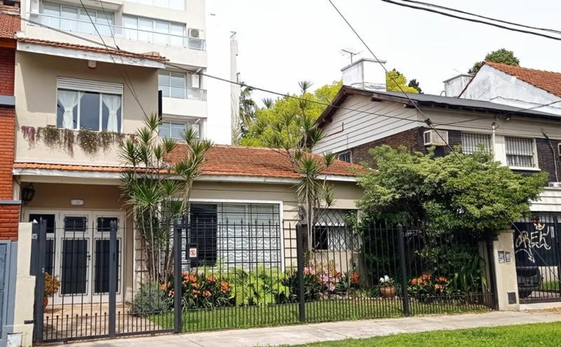 Casa - Adrogué sobre Canale — foto 4