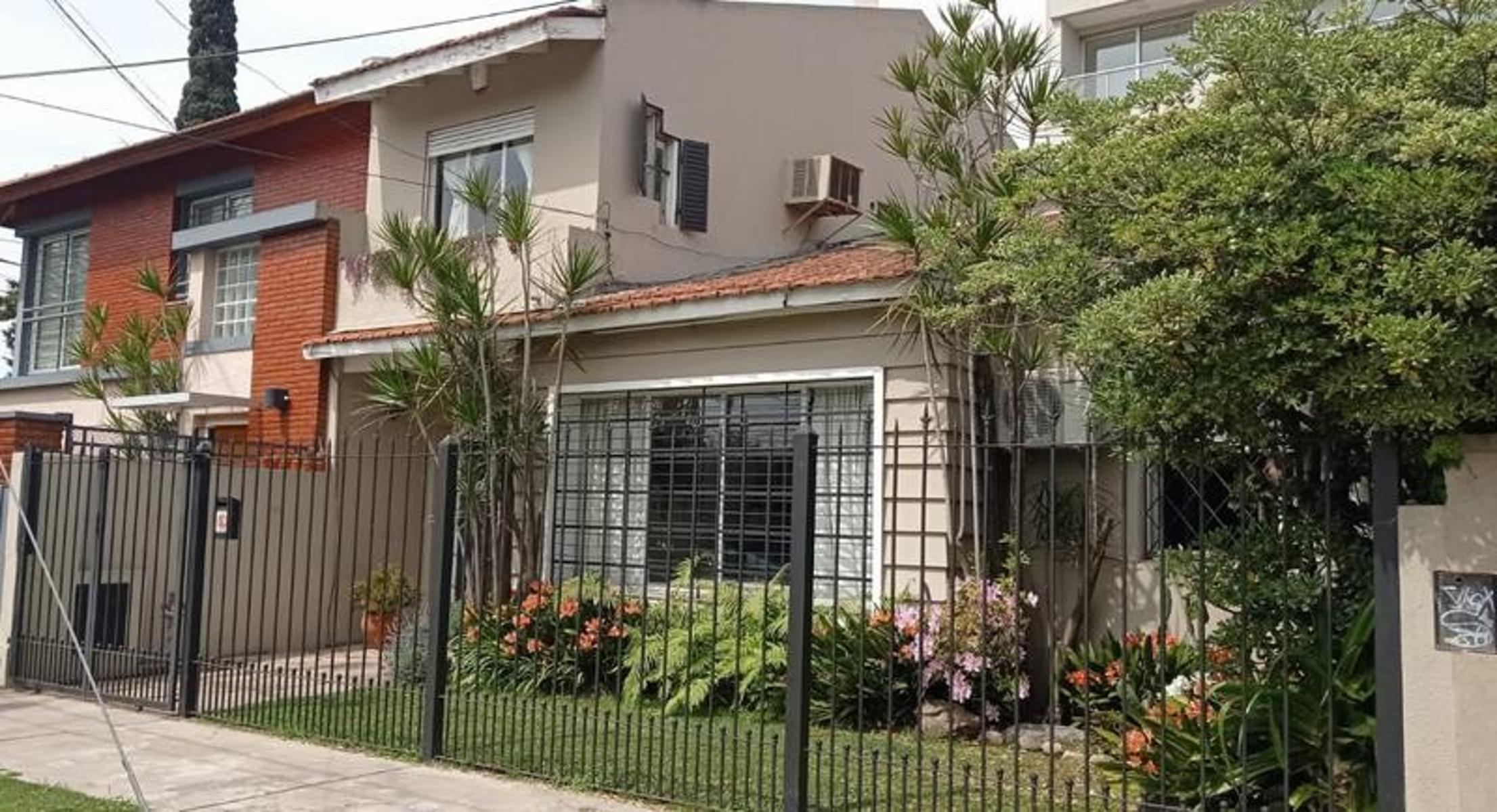 Casa - Adrogué sobre Canale — foto 5