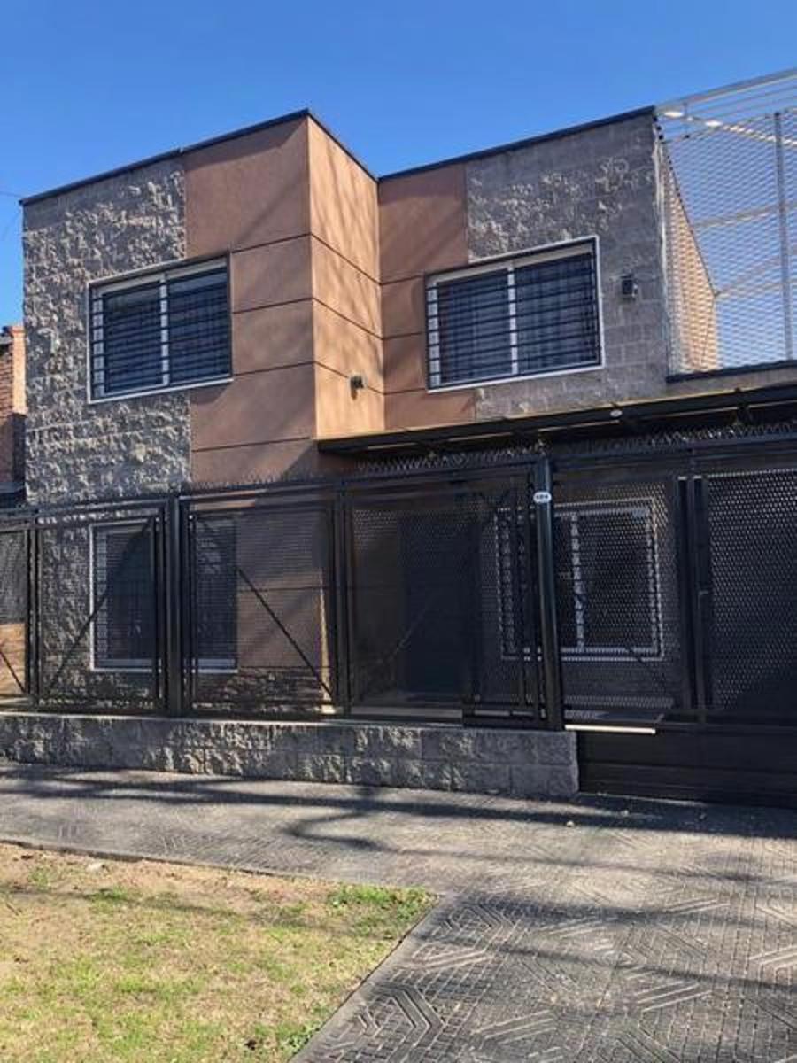 Casa - Adrogué sobre Lacamera — foto 2