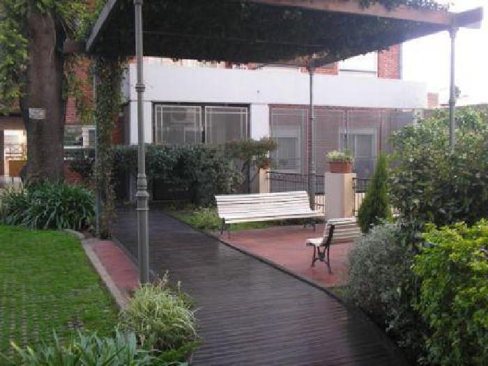 Dpto en venta a metros de la estaciòn - 1