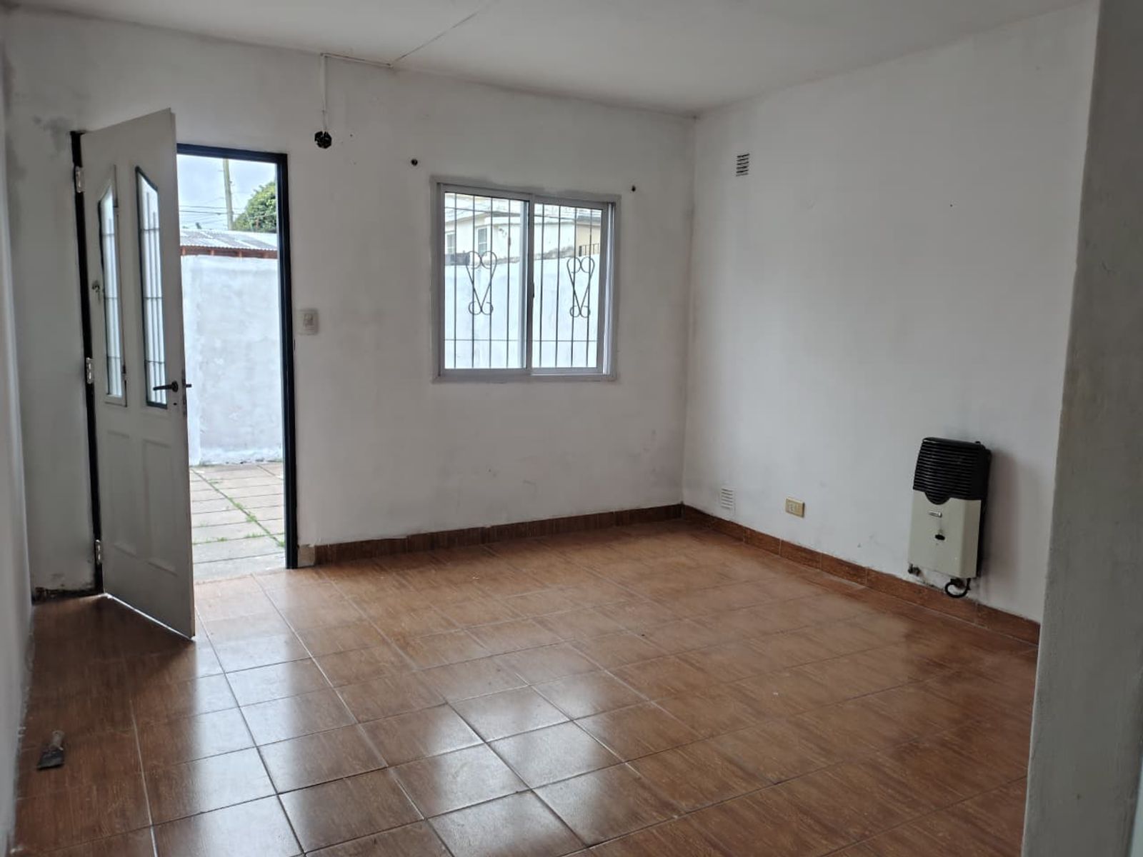Departamento en alquiler en Villa Tesei a 5 cuadras de Av. Vergara - 3