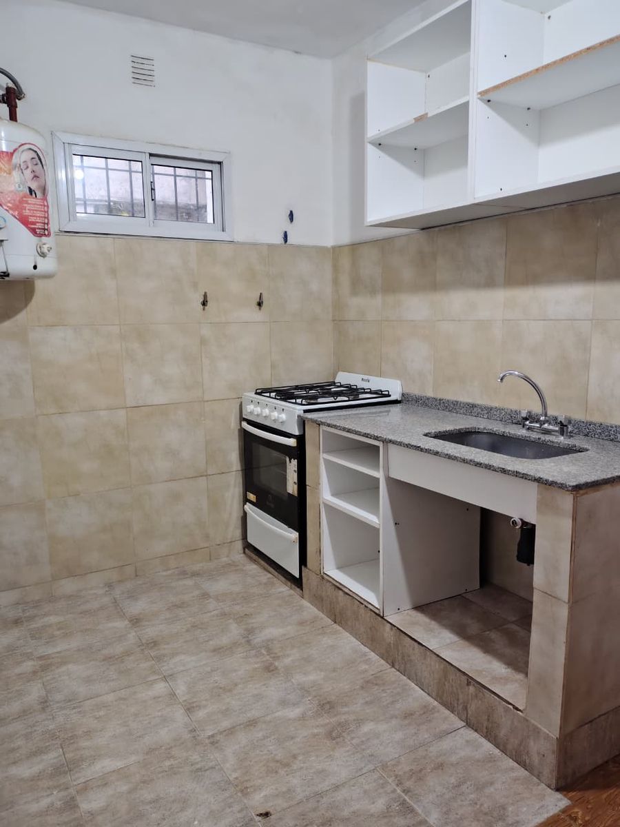 Departamento en alquiler en Villa Tesei a 5 cuadras de Av. Vergara - 8