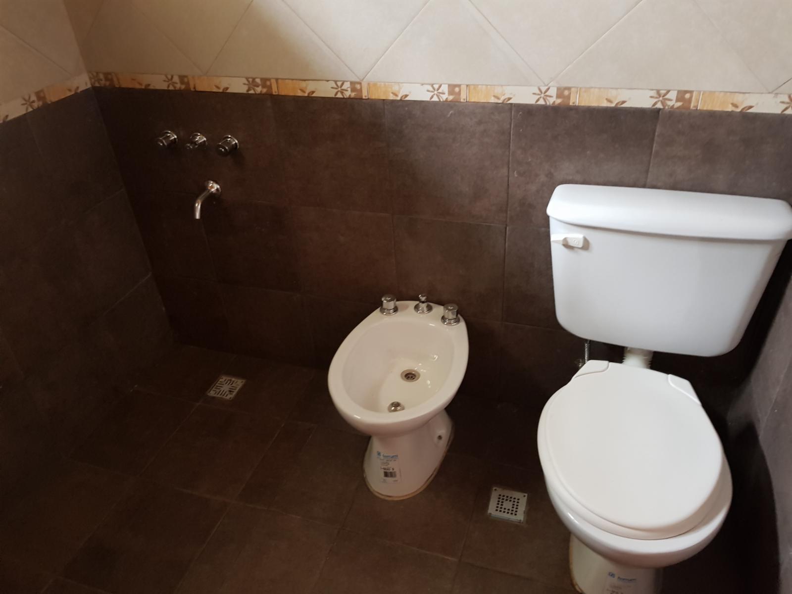 Casa Habitación sobre calle Paso de los Andes. SAN JOSE. — foto 9