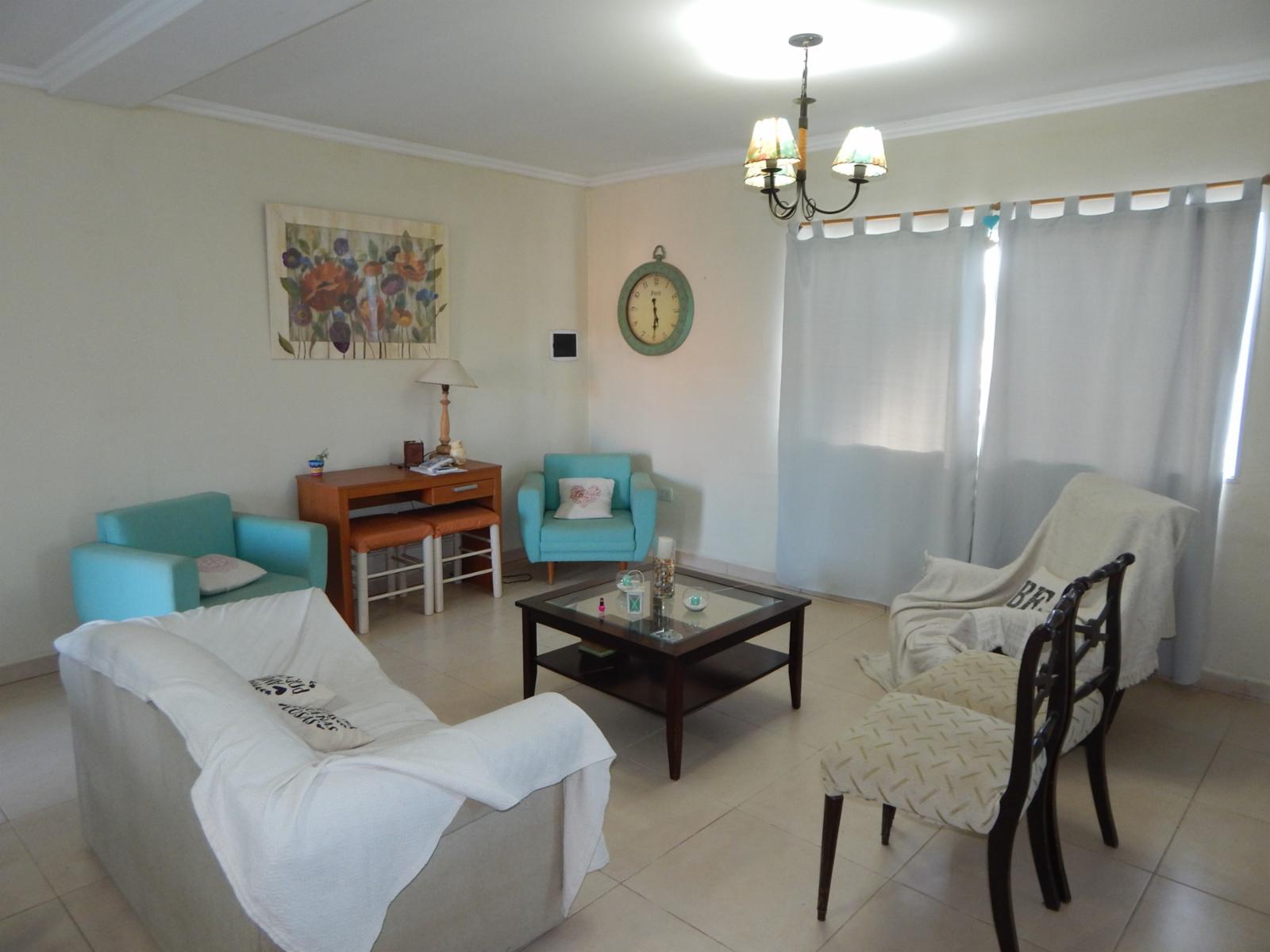 Casa sobre Entre Rios y Caseros. SAN JOSE. — foto 3
