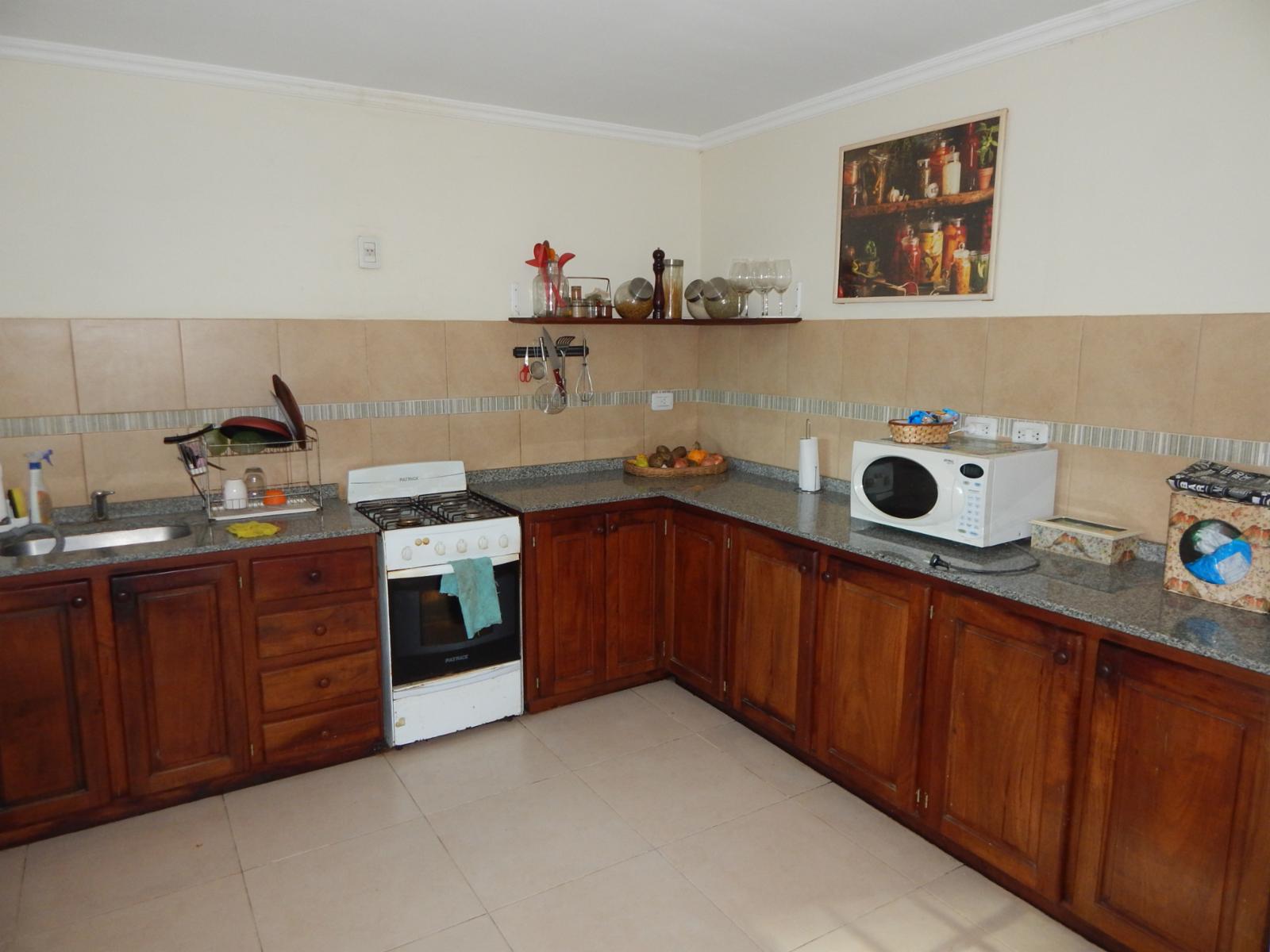 Casa sobre Entre Rios y Caseros. SAN JOSE. — foto 5
