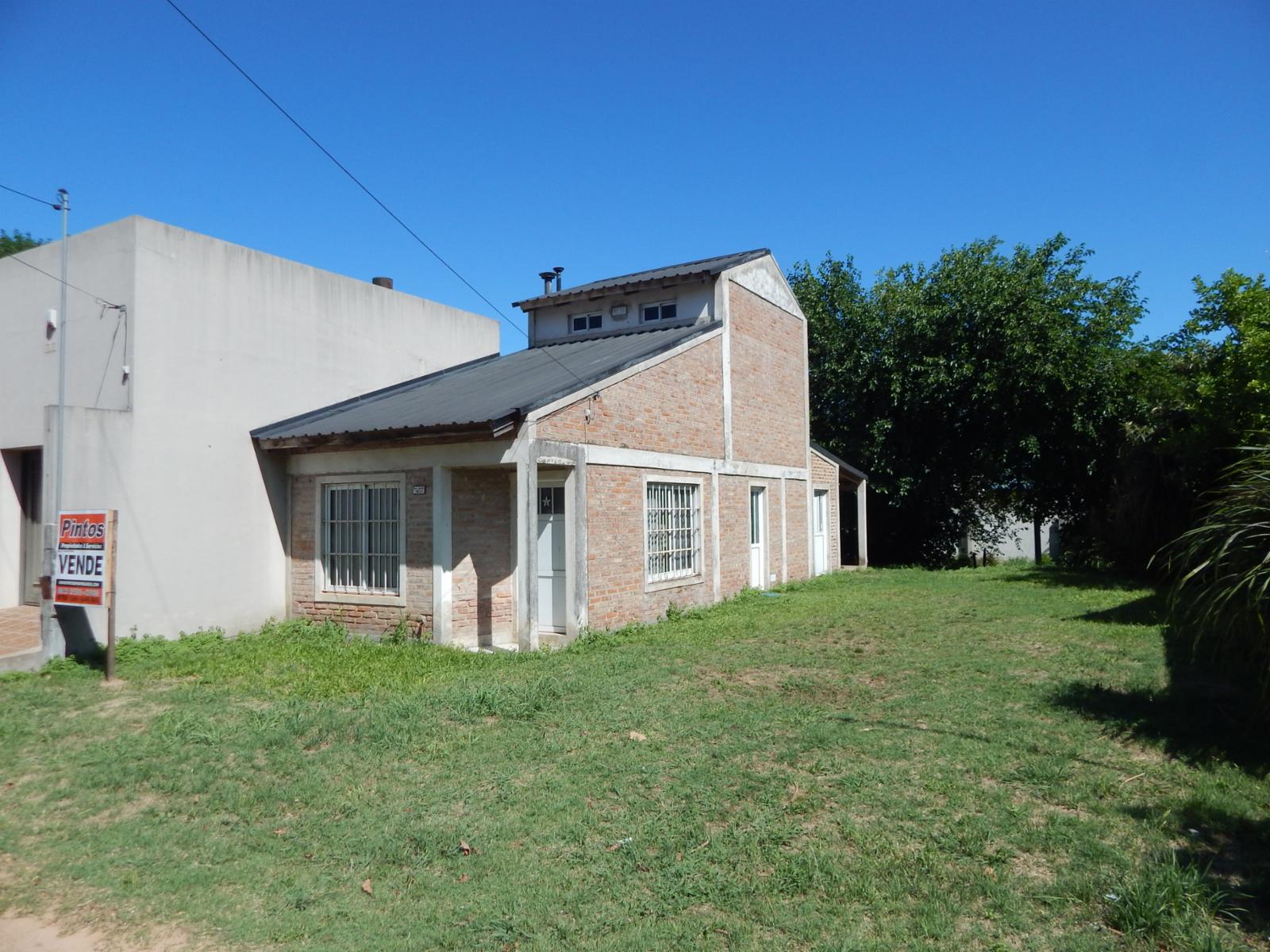Casa Habitación sobre calle Sargento García. SAN JOSE. — foto 3