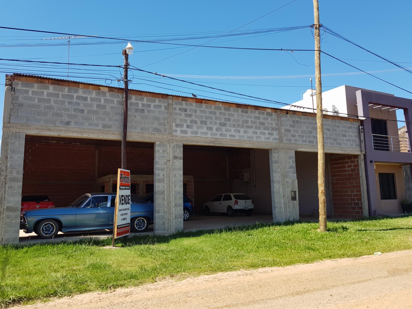 Casa con local comercial a terminar sobre Saavedra. SAN JOSE. — foto 2