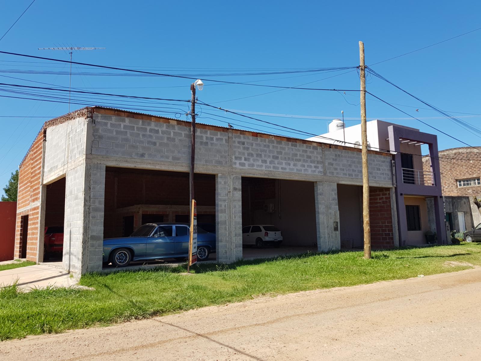Casa con local comercial a terminar sobre Saavedra. SAN JOSE. — foto 3