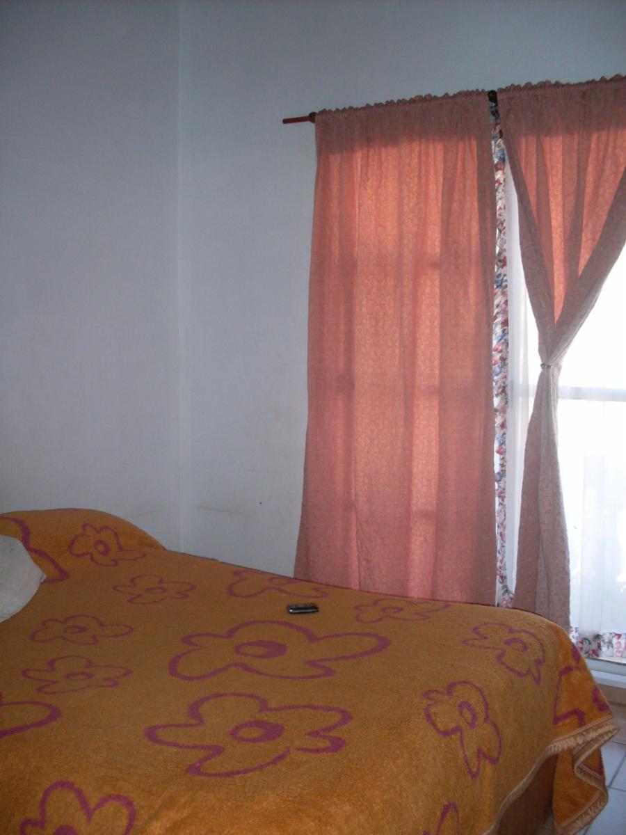 Casa Habitación sobre calle Sagastume. CONCEPCION DEL URUGUAY. — foto 4