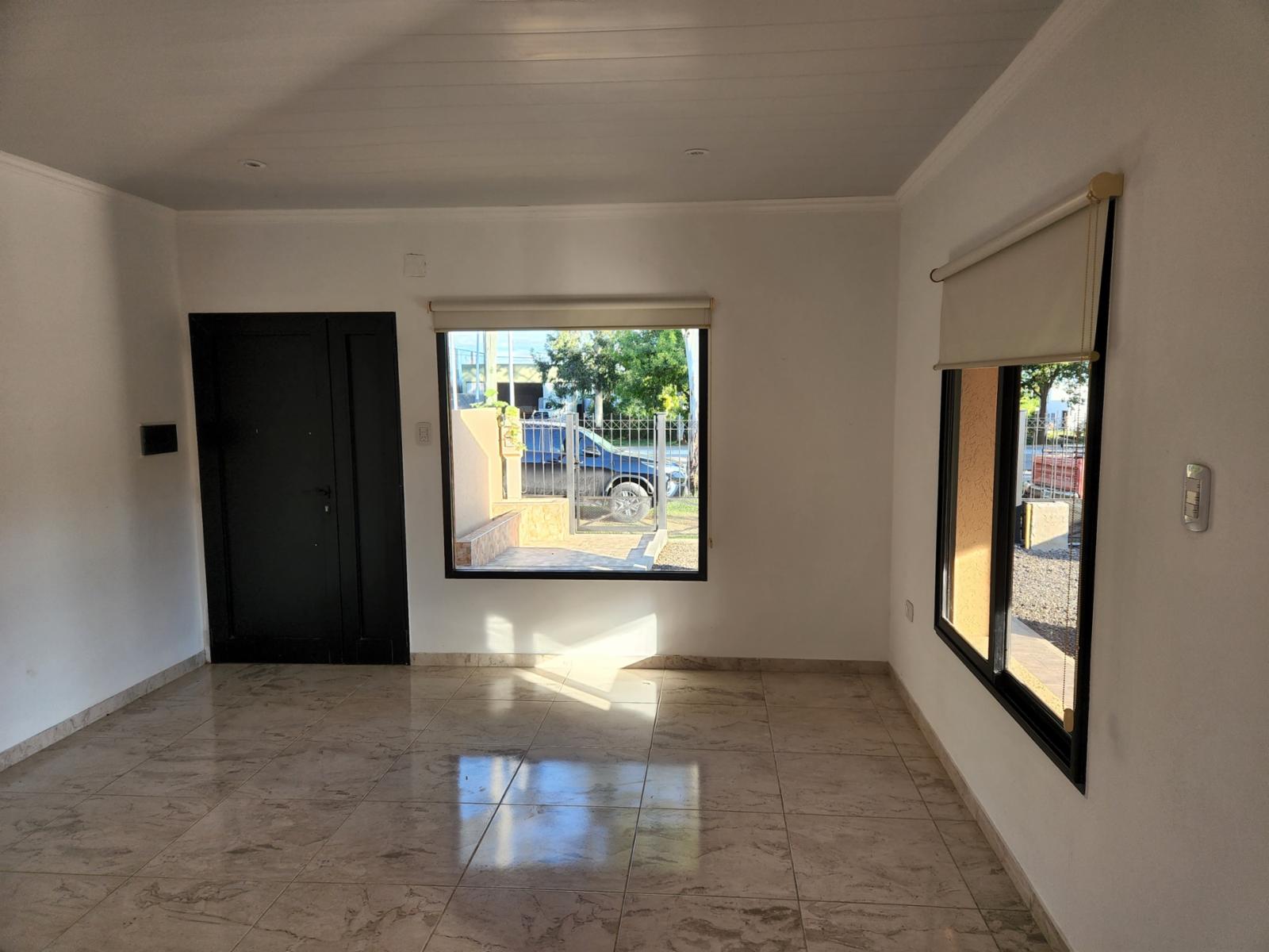 Casa a estrenar sobre Ac. Dr. Bastián. SAN JOSE. — foto 3